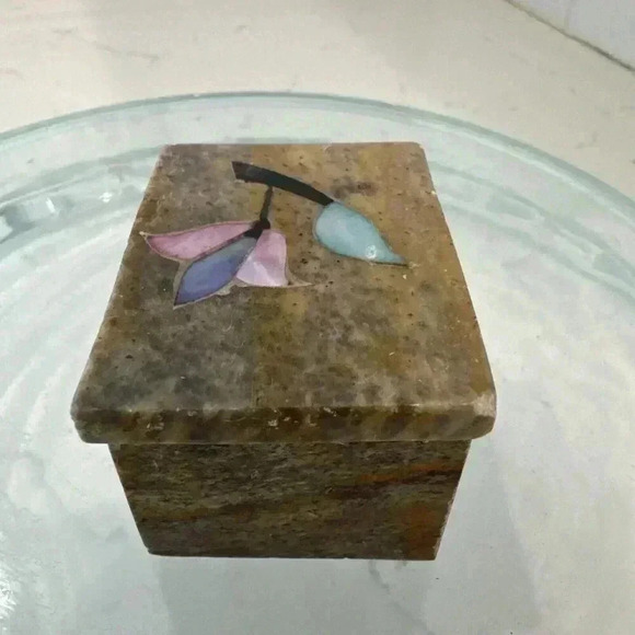 Vintage Small Marble Hand Carved Trinket Box Tiny 1” x 2” - Picture 7 of 16